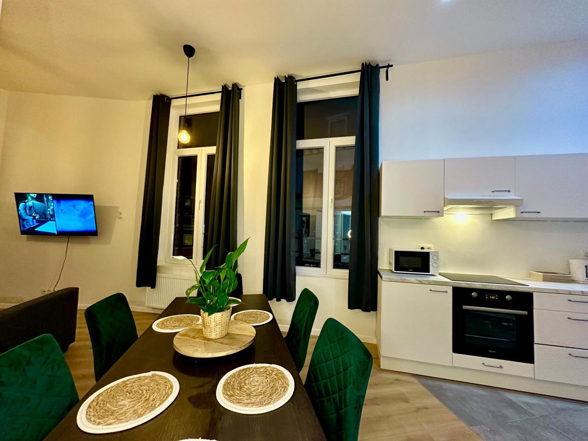 Luxury Suites Mons By Rikas Hotels Exterior foto