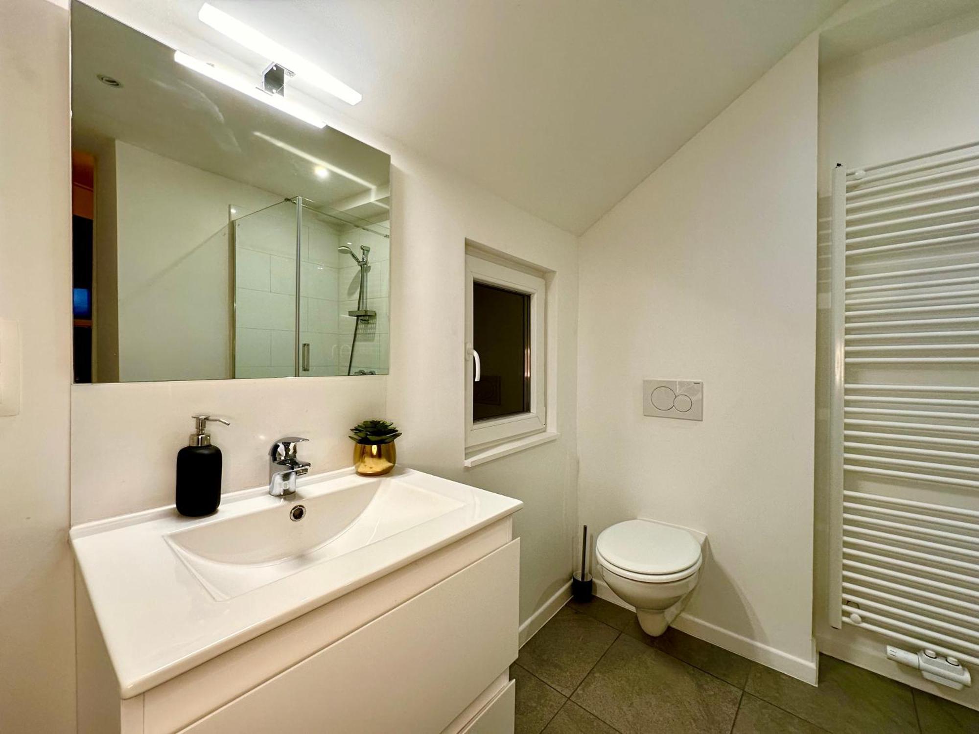 Luxury Suites Mons By Rikas Hotels Exterior foto